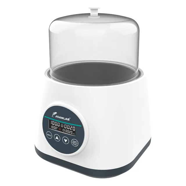 The 2 L model, cylindrical and with a transparent cover, with no speed reading on the panel