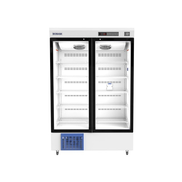 BIOBASE laboratory refrigerator · Large capacity — 628-968 L, 2-8 °C